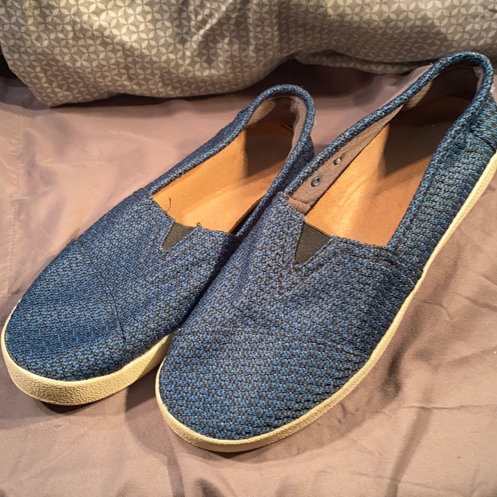 TOMS Avalon Casual Slip-On Shoe